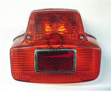 FANALE POSTERIORE VESPA 125/150