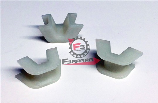 CONF(3PZ)TASSELLI TRAINO PIAGGIO 500