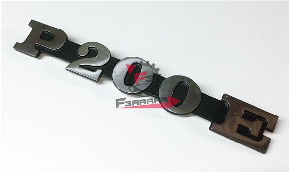 TARGHETTA - P 200 E- COFANO LATERALE