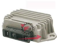 REGOLATORE TENSIONE VESPA PK50-PX125