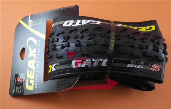 COPERTONE 26X2,1 GATO TNT GEAX