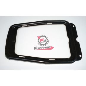 655.139987 PIASTRA PORTAPACCHI VESPA 50 R