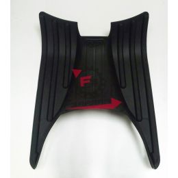 655.602734M TAPPETINO PEDANA VESPA GRANTURISMO