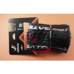 854.1113G93254611HD COPERTONE 29X2,1 GATO TNT NERO