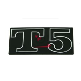 653.142720740 TARGHETTA-T5-COFANO LATERALE VESPAT5