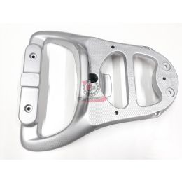 AP8258738 PORTAPACCHI APRILIA SCARABEO 50 / 100 