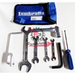 KIT BORSA ATTREZZI LAMBRETTA (8 PZ)