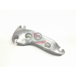 05447 PIASTRA GUIDA CAVI MANUBRIO VESPA 50